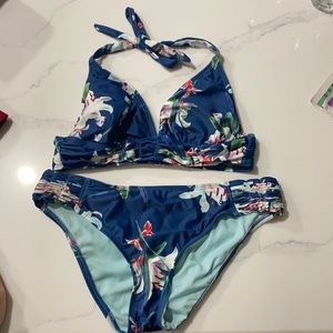 Gently worn bikini
